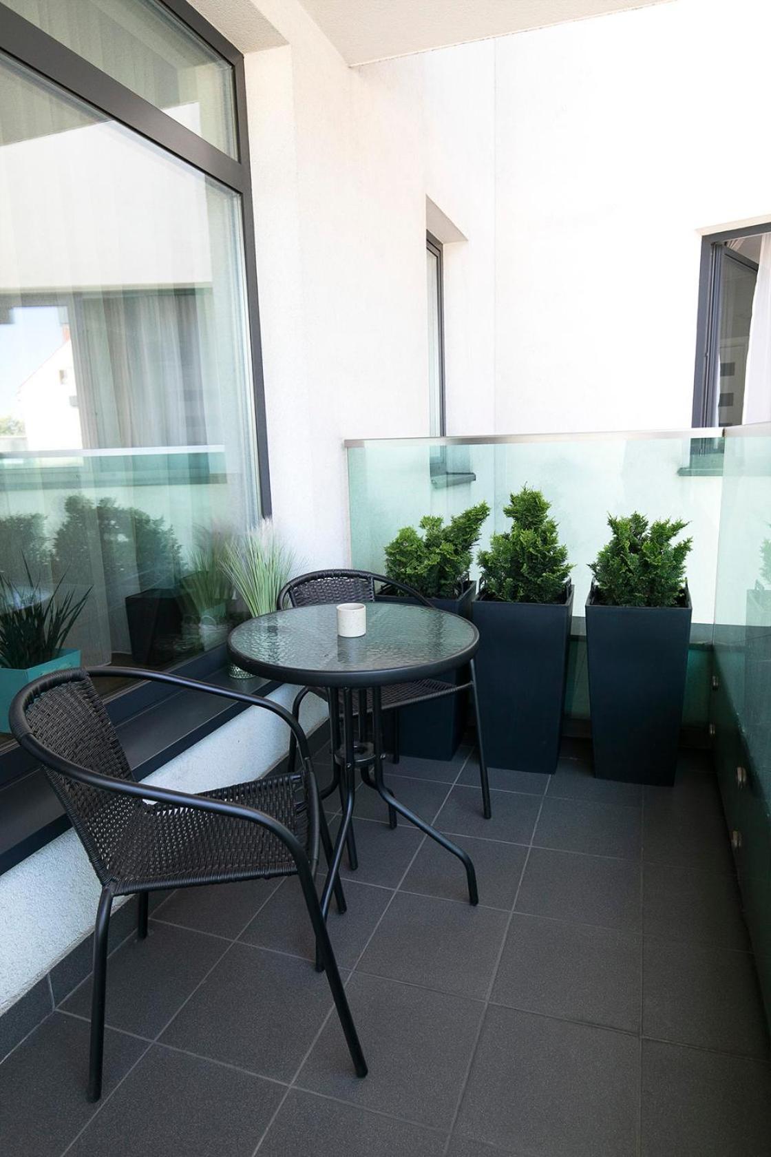 Apartamenty Lucky 13 Krakau Buitenkant foto